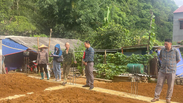 Xã Bằng Mạc tăng cường kiểm tra tiến độ Chương trình xóa nhà tạm, nhà dột nát trên địa bàn