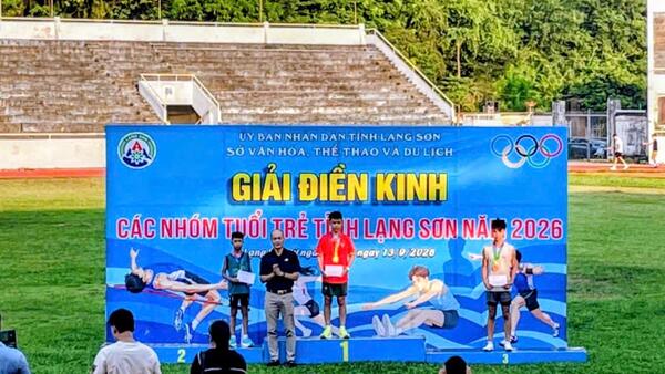 VẬN ĐỘNG VIÊN TRẺ XÃ BẰNG MẠC GIÀNH 3 HUY CHƯƠNG TẠI GIẢI CHẠY TUỔI TRẺ TỈNH LẠNG SƠN