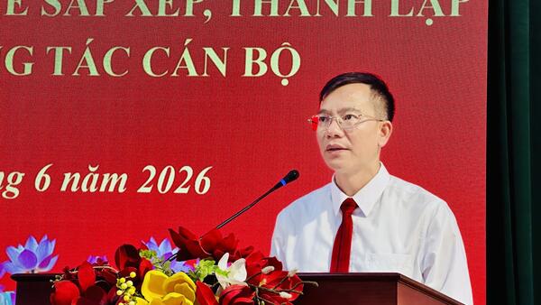 ĐẢNG ỦY XÃ BẰNG MẠC TỔ CHỨC HỘI NGHỊ BAN CHẤP HÀNH MỞ RỘNG, CÔNG BỐ CÁC QUYẾT ĐỊNH VỀ SẮP XẾP CHI BỘ THÔN VÀ CÔNG TÁC CÁN BỘ
