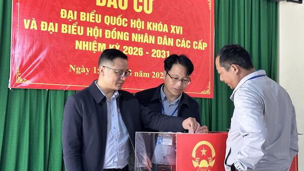 BẰNG MẠC KIỂM TRA CÔNG TÁC CHUẨN BỊ CHO NGÀY BẦU CỬ