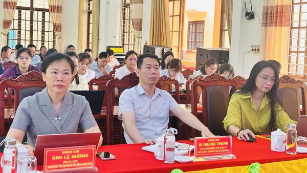 BẰNG MẠC TỔ CHỨC HỌC TẬP, QUÁN TRIỆT NGHỊ QUYẾT TRUNG ƯƠNG 2 KHÓA XIV